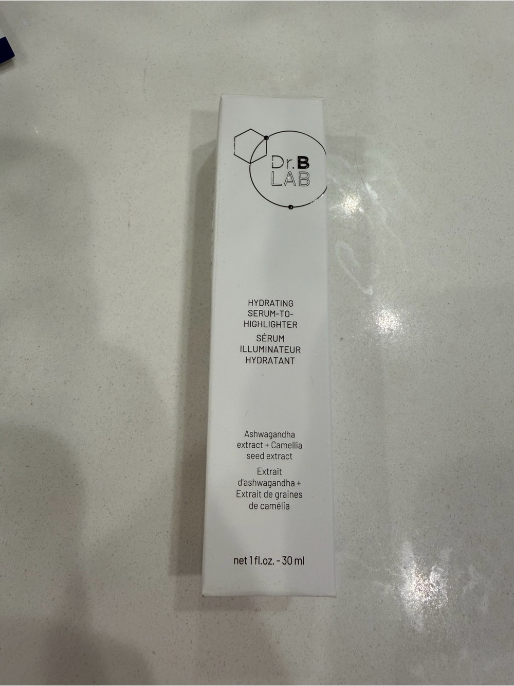 Hydrating Serum-to-Highlighter – White